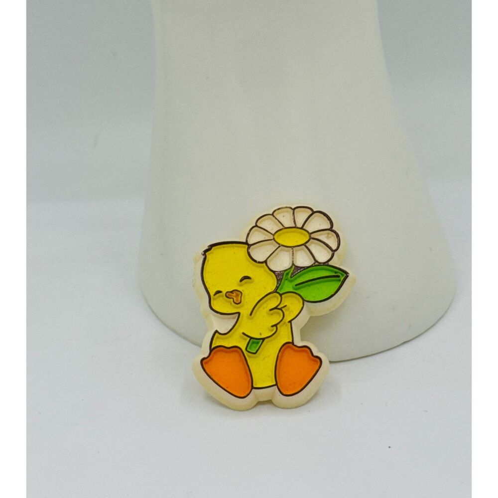 Vintage Hallmark Molded Plastic Duck Pin with Daisy, Cheerful 1979